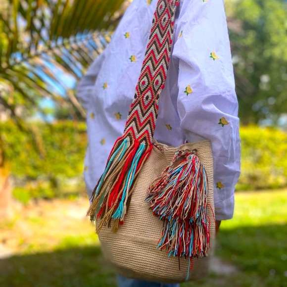 Colombian Wayuu - Picture 1 of 2